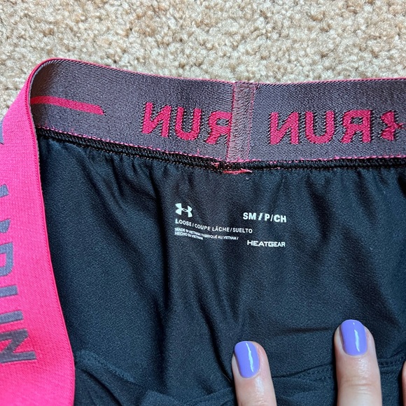 Under armour running shorts - Picture 2 of 2